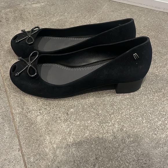 Melissa faux suede block kitten heel size 8 - Picture 2 of 5